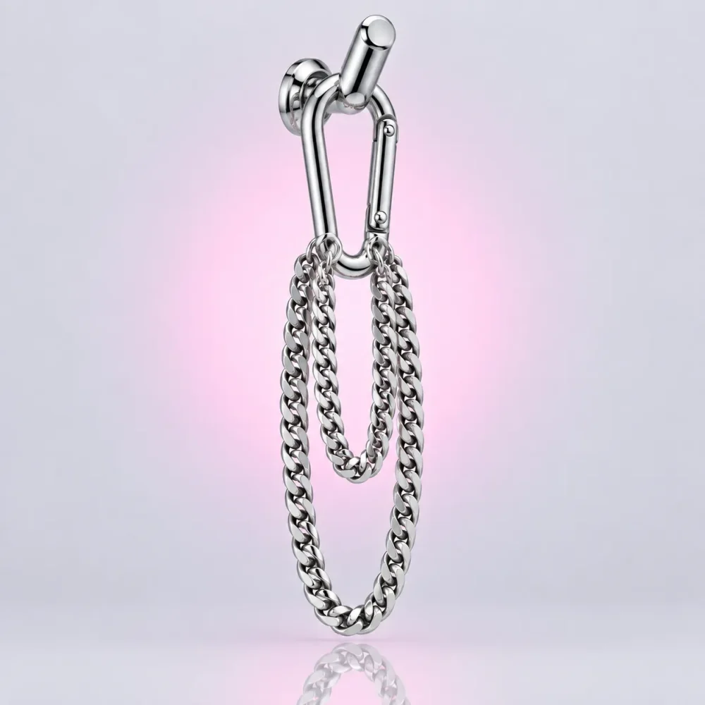 Double Loop Bag Chain, three-quarter view