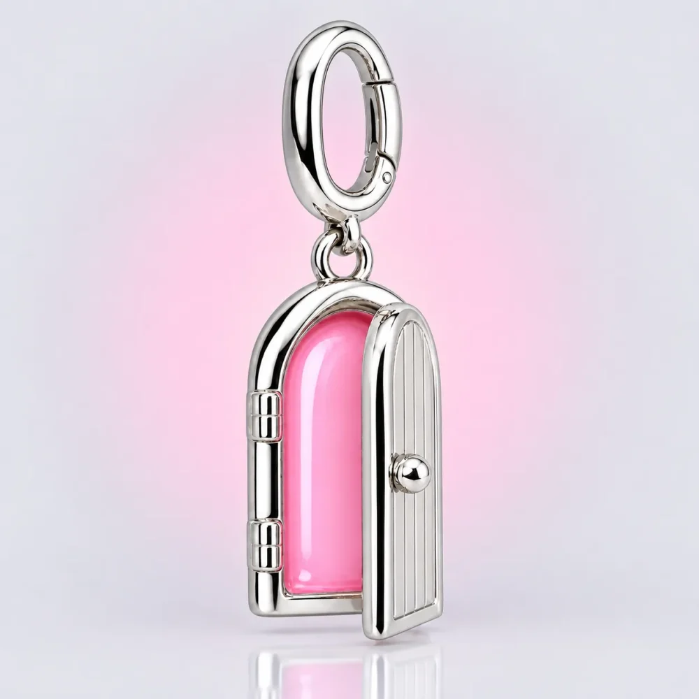 Open Door Charm, three-quarter view